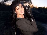 beautiful camgirl AngelinaKunis