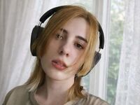 girl webcam CarlHanchett