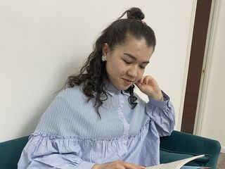 free web cam chat EllyJames