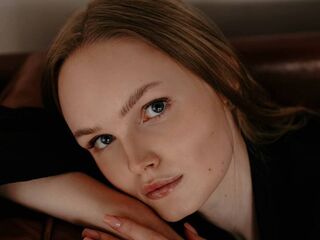camslut LalaHernanadez