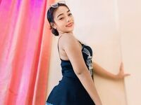 camslut showing tits MissyKim