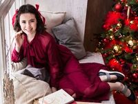 topless cam girl SallieAstillero