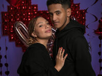 naughty camcouple having sex SaraLuigui