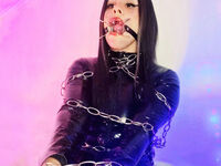 bondage cam show DonatellaMyllo
