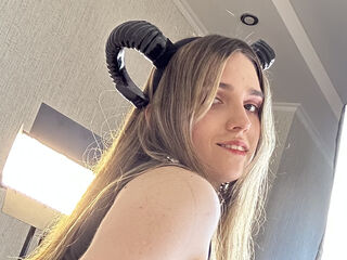 naughty camgirl photo AaliceWalter