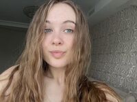 camslut fingering shaved pussy AlbertaClem