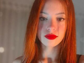camgirl webcam AliceCrox