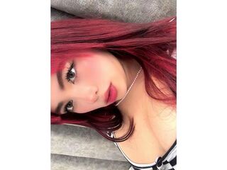 naughty camwhore AlinaRicci