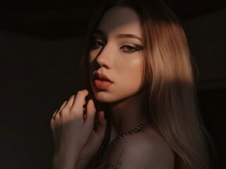 naughty camgirl photo AlissonMontclair