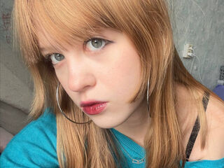 hot strip tease show AmberLune