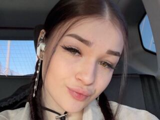 camgirl shaving pussy AngelaStephens