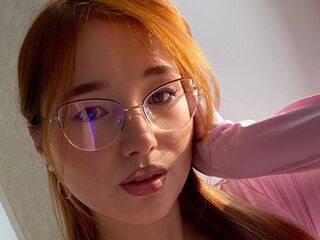 naughty cam girl fingering pussy AngeleWirtanen