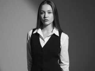 girl nude ArianeRovell