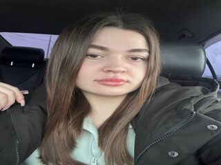 chat room livesex AvelineMyst