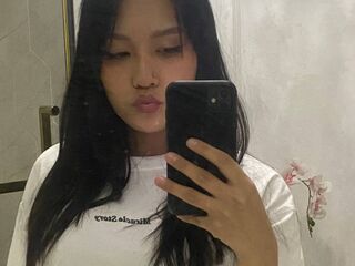 naked camgirl picture BerniceMaguire