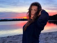 masturbating webcamgirl CarlyFelde