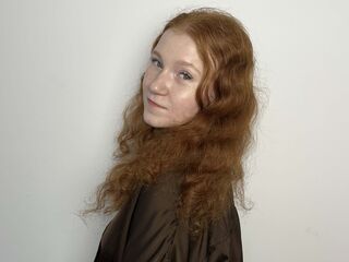 webcam babe chatroom CharlotteMunter