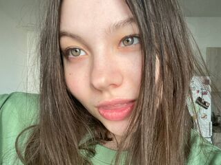 naked girl with webcam masturbating with sextoy ClariceFinton