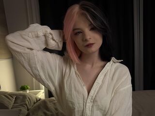 adult cam show ClaudineKrentz