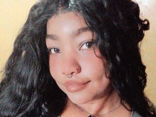 fingering webcamgirl DannaMirror