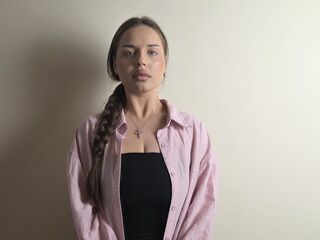 chat room live sex DelenaCouts