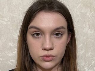 adult cam show DwanaNewtown