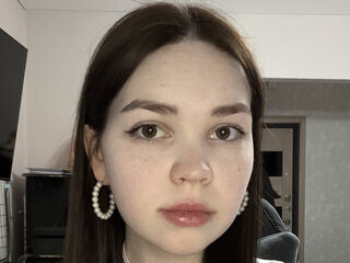 hot livecam EmiliRoyzi