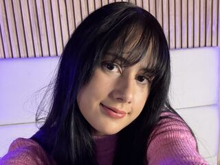 hot cam slut EmilyAleen