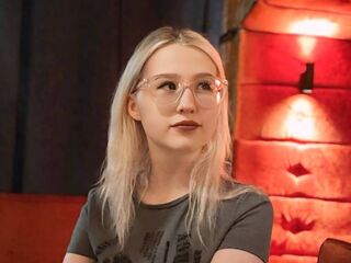 camslut fingering pussy EusebiaRosal