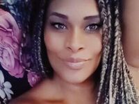 girl showing tits EvelyneFernanda