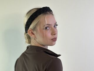 hot girl EvetteHilado