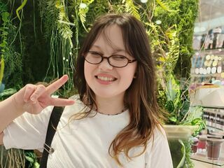 camporn live FayLawley