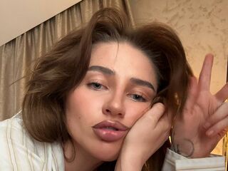 teaser web cam HippieChristie