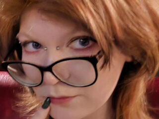 camgirl masturbating InezHiefnar