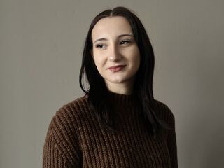 closeup web cam JacquiVetri