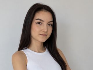 fingering webcamgirl JacquieShouse