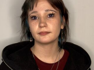 girl topless chat JanethPontoriero