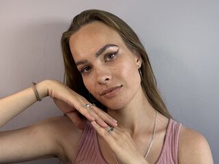 sexcam photo JerilynMominee