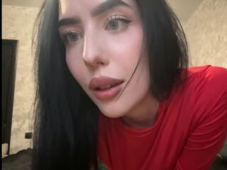 shaved pussy cam JoelCrossett
