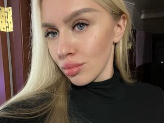 naughty cam JudiJadore