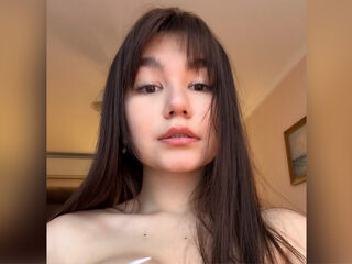 nude camgirl picture JuliaCutee