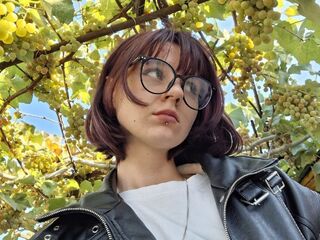 naked cam chat JuliannMunning