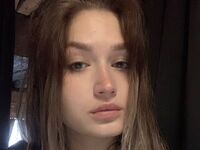 cam girl JulieannGomaz