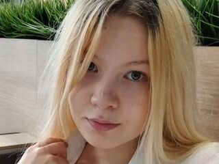 naked girl with webcam KendraBliss