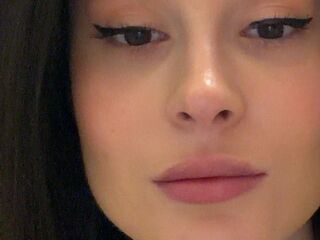 hot chatroom KrystinTuchman