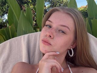 naked girl with webcam masturbating LashandaWeider