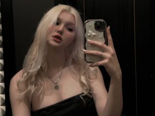 chat with cam LashayBernon