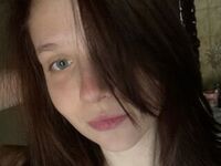 girl showing tits LaurelOberson