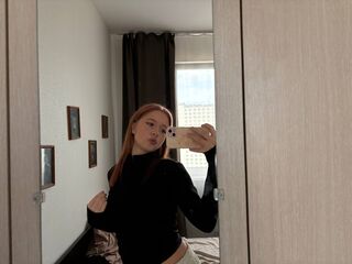 kinky video chat performer LennieLukasik