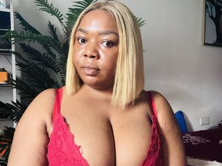 live webcam performer LilianLeo